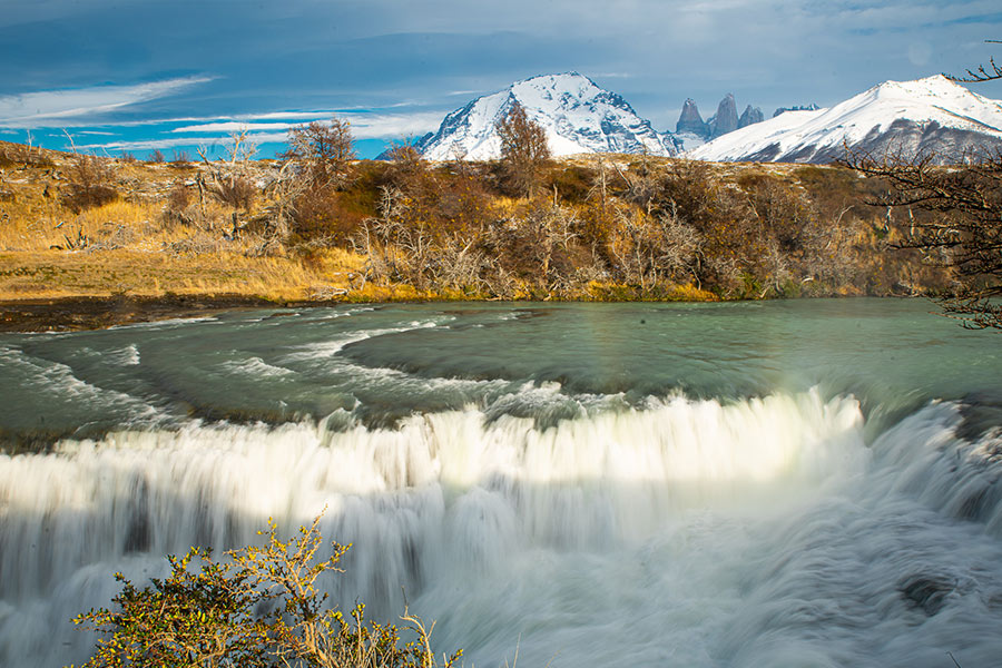 Torres del Paine desde Puerto Natales