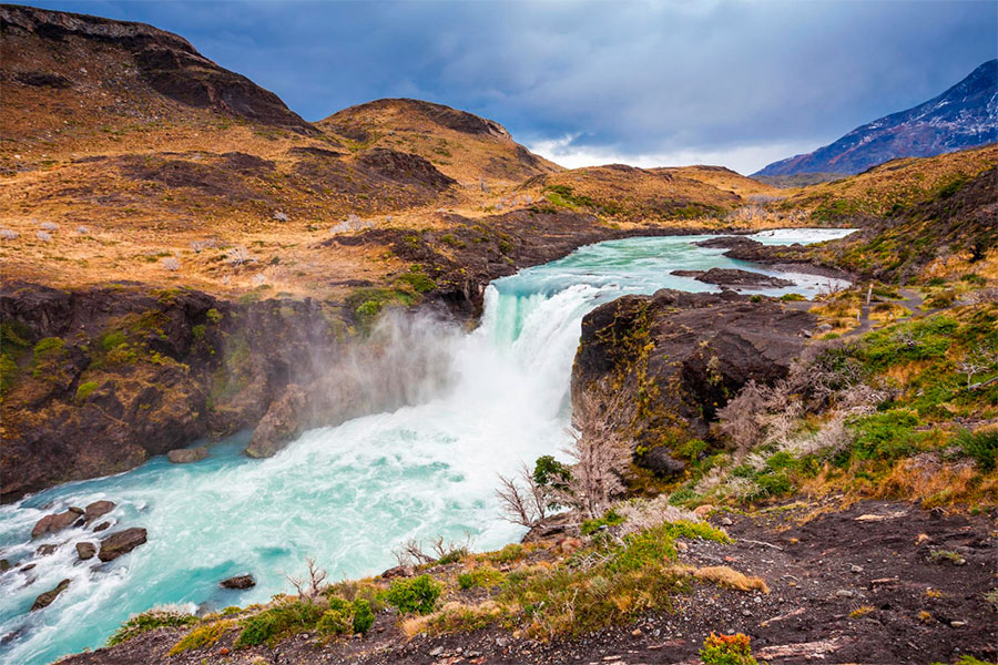 Torres del Paine y Navegación al Glaciar Grey